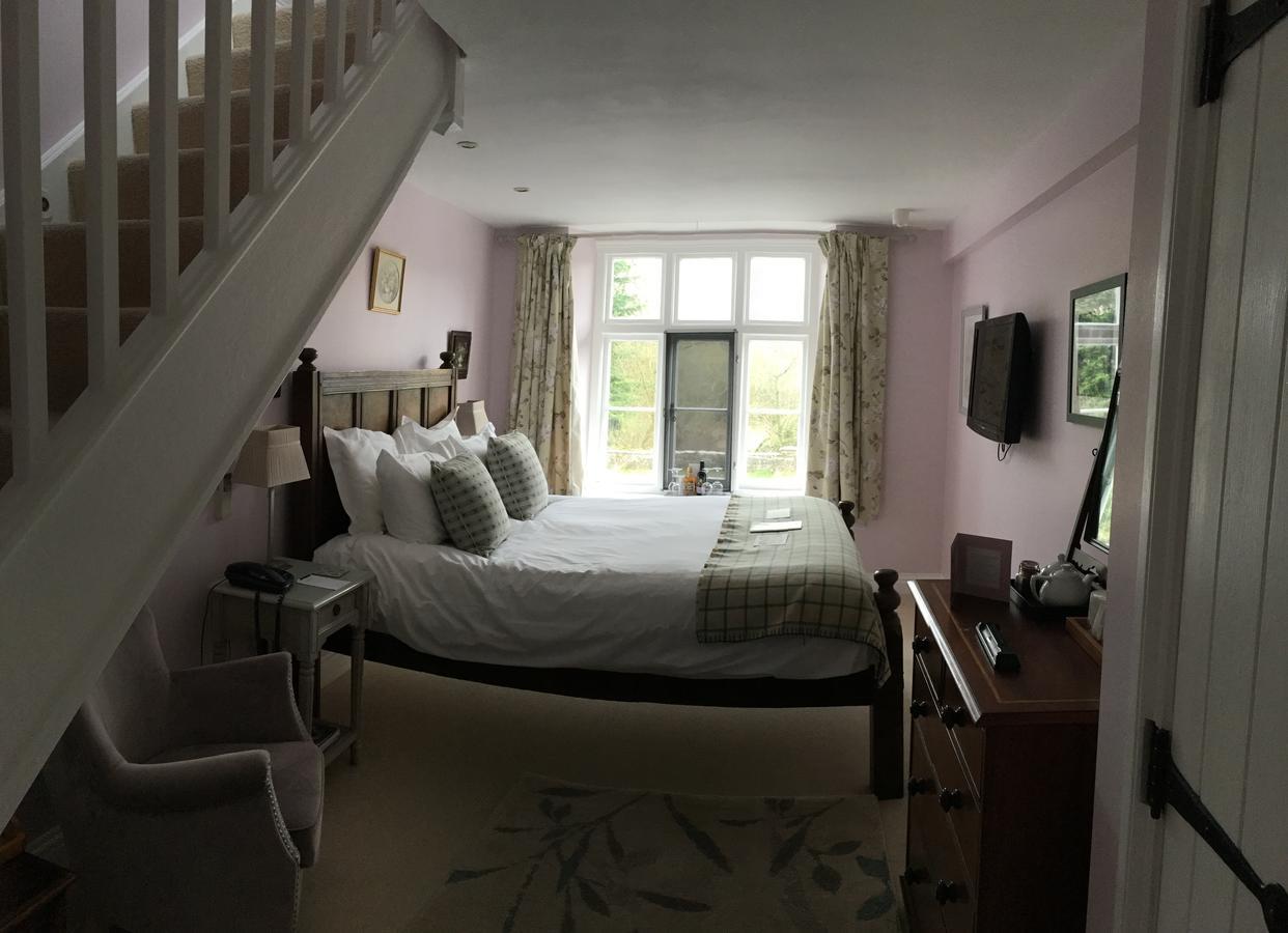 The Bell At Skenfrith Hotel Екстериор снимка